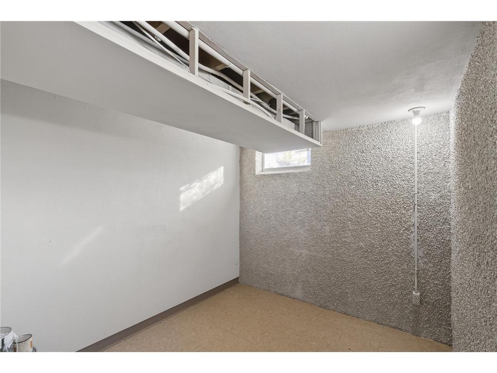 7533 Imperial Drive N Brooklyn Park MN 55443 7016849 image35