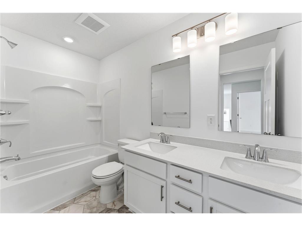 7534 Upper 42nd Street N Oakdale MN 55128 7051601 image16