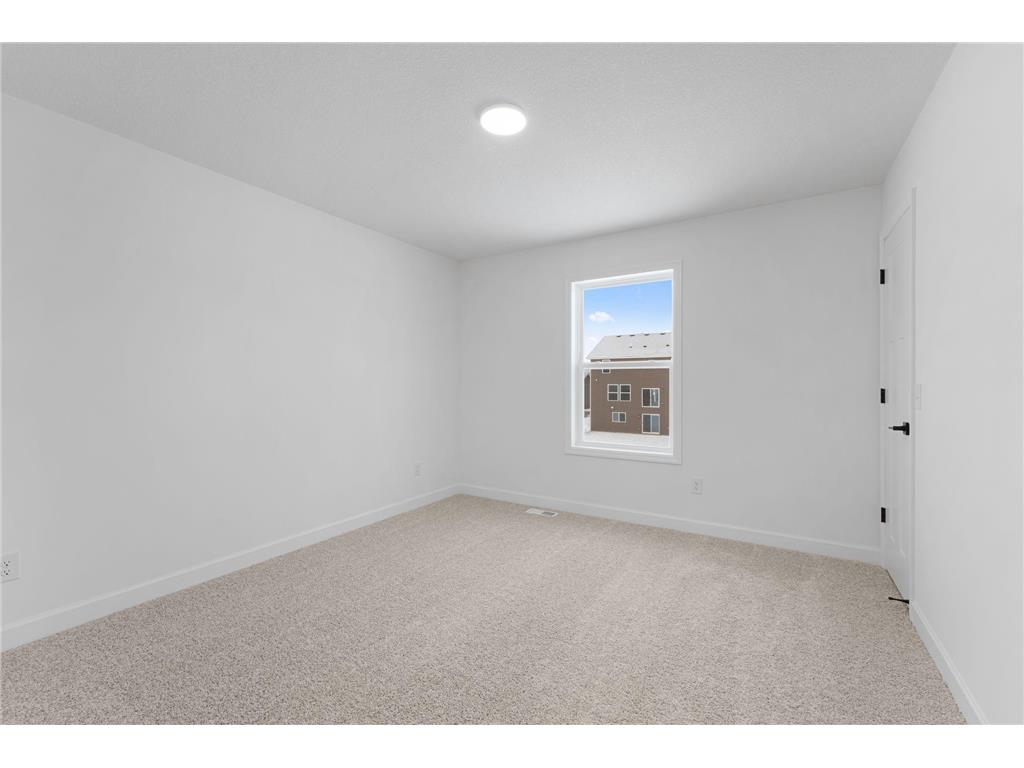 7537 Upper 42nd Street N Oakdale MN 55128 7086103 image11