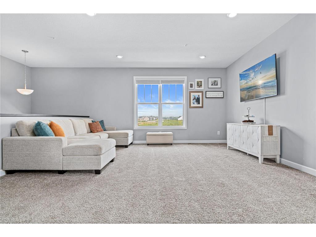 7538 38th Street N Oakdale MN 55128 7015542 image2