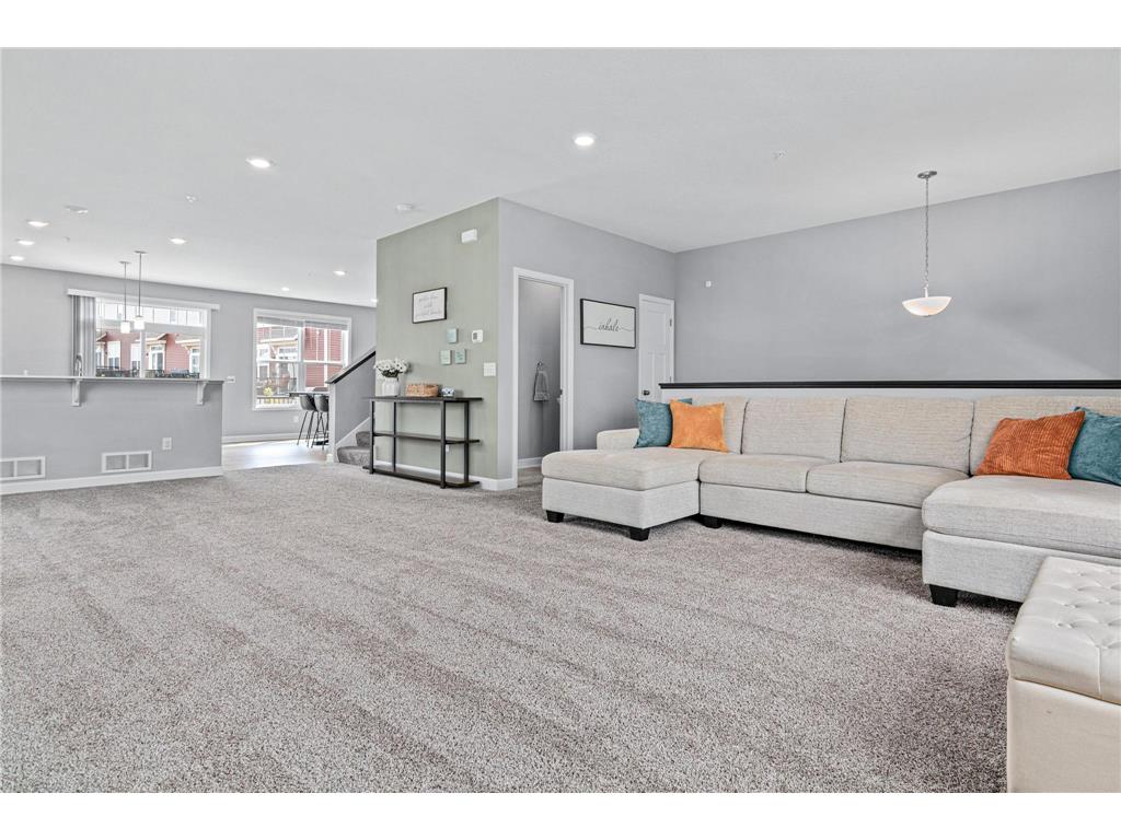 7538 38th Street N Oakdale MN 55128 7015542 image3