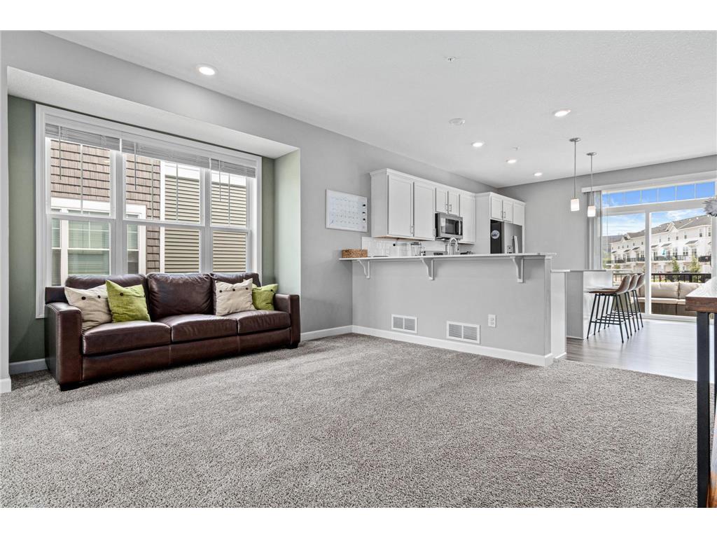 7538 38th Street N Oakdale MN 55128 7015542 image4