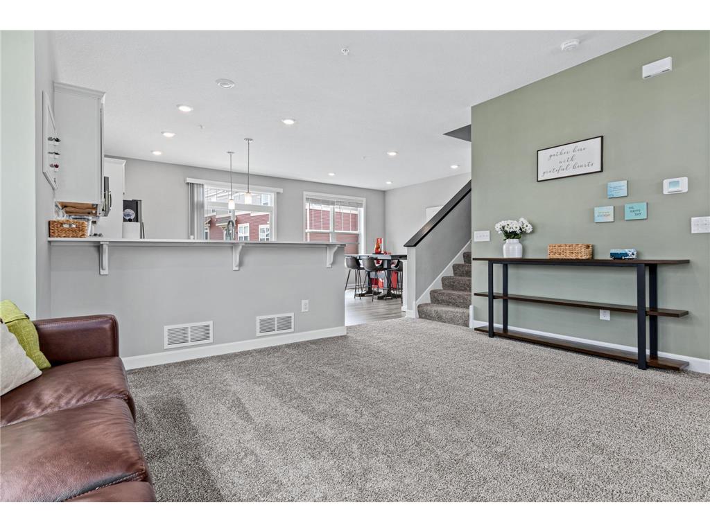 7538 38th Street N Oakdale MN 55128 7015542 image5