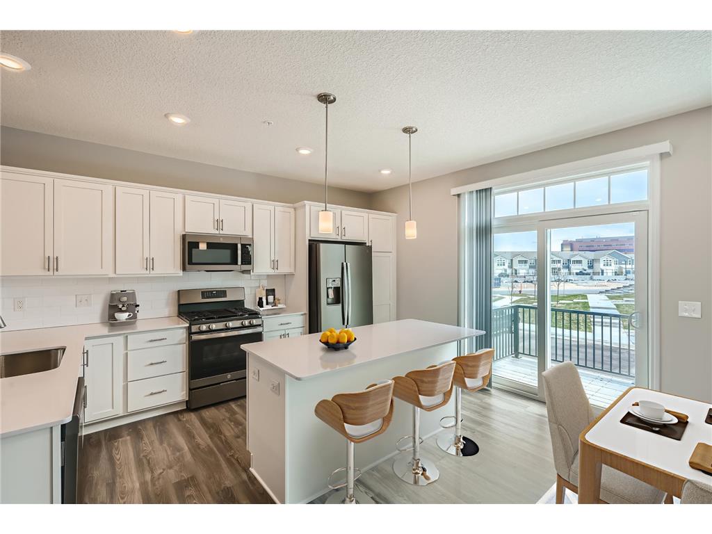 7539 38th Street N Oakdale MN 55128 6463224 image1