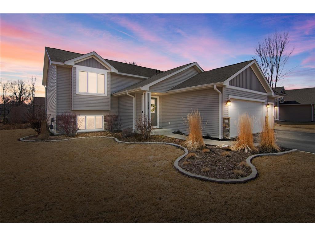 754 102nd Ave NE Blaine MN 55434 6687999 image1