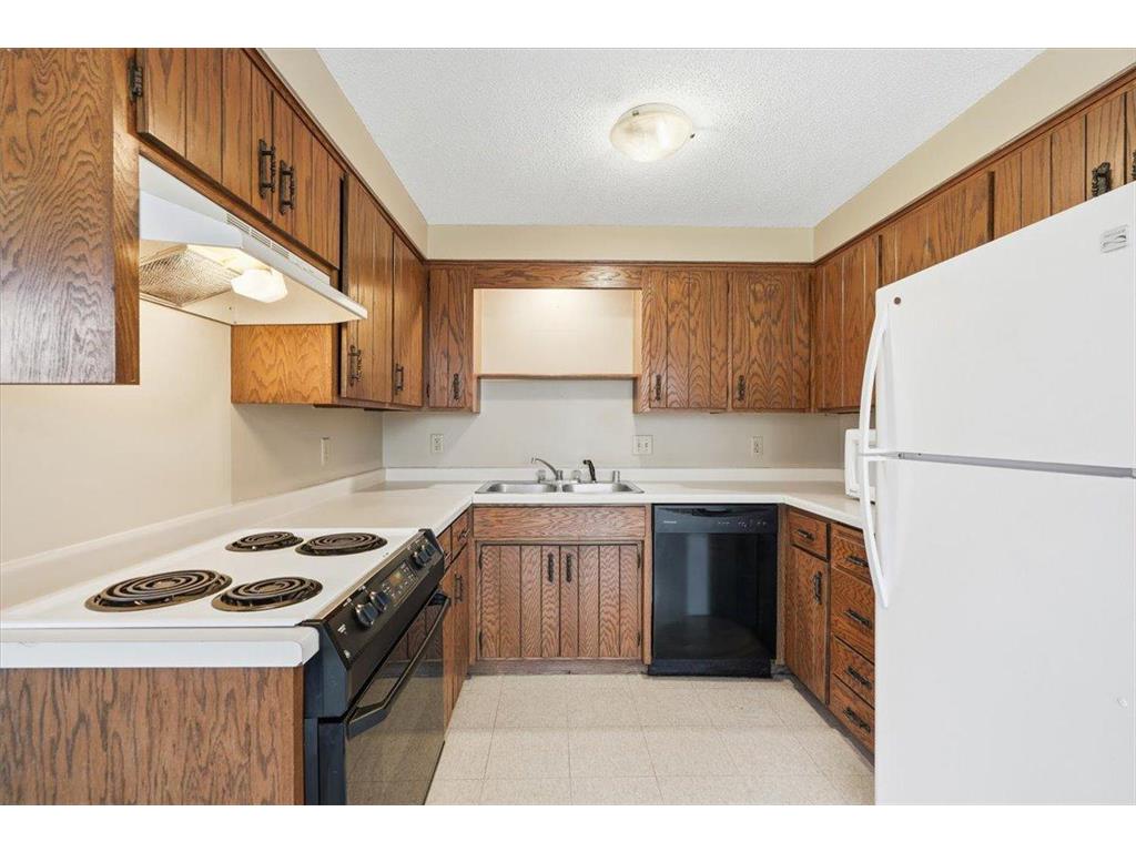 754 E 11th Street New Richmond WI 54017 7051488 image8