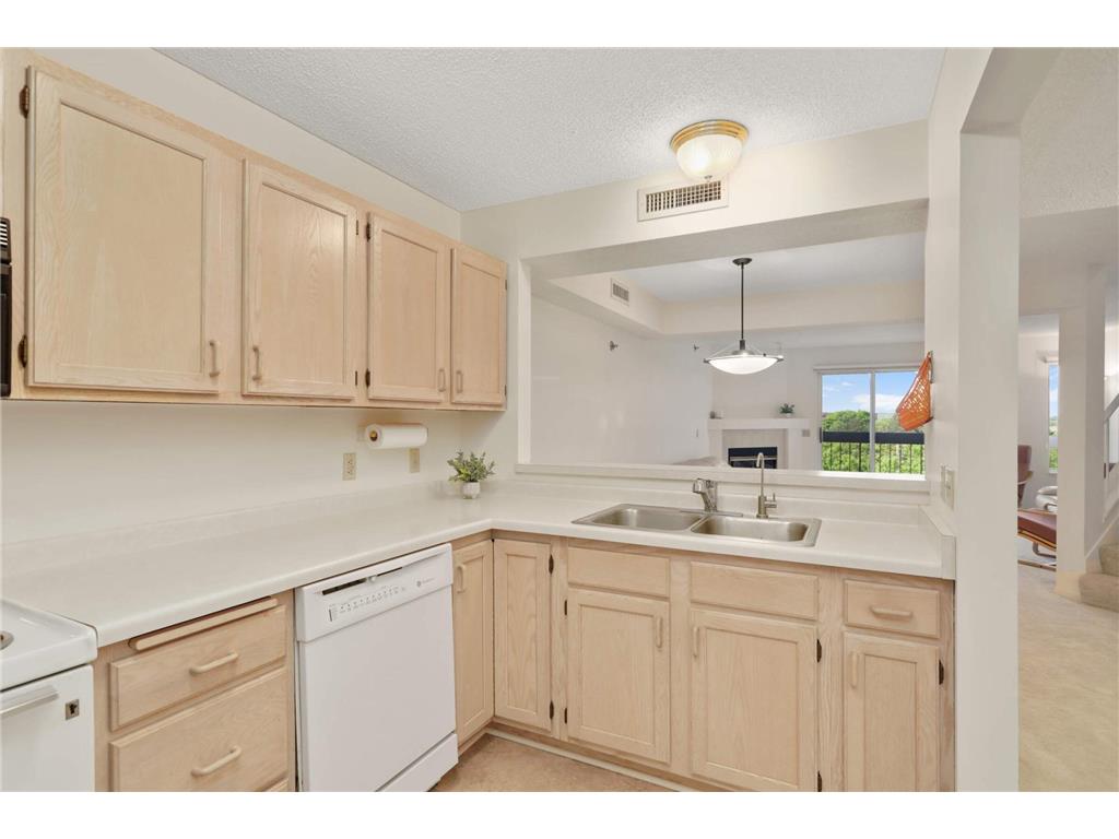 7540 Edinborough Way #1319 Edina MN 55435 - Centennial 7029432 image9