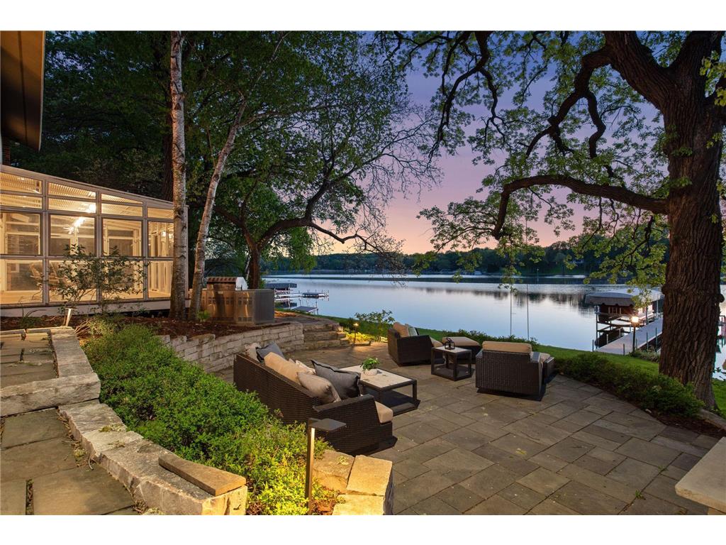 7541 Maplewood Drive Maple Grove MN 55311 - Fish 6532237 image1