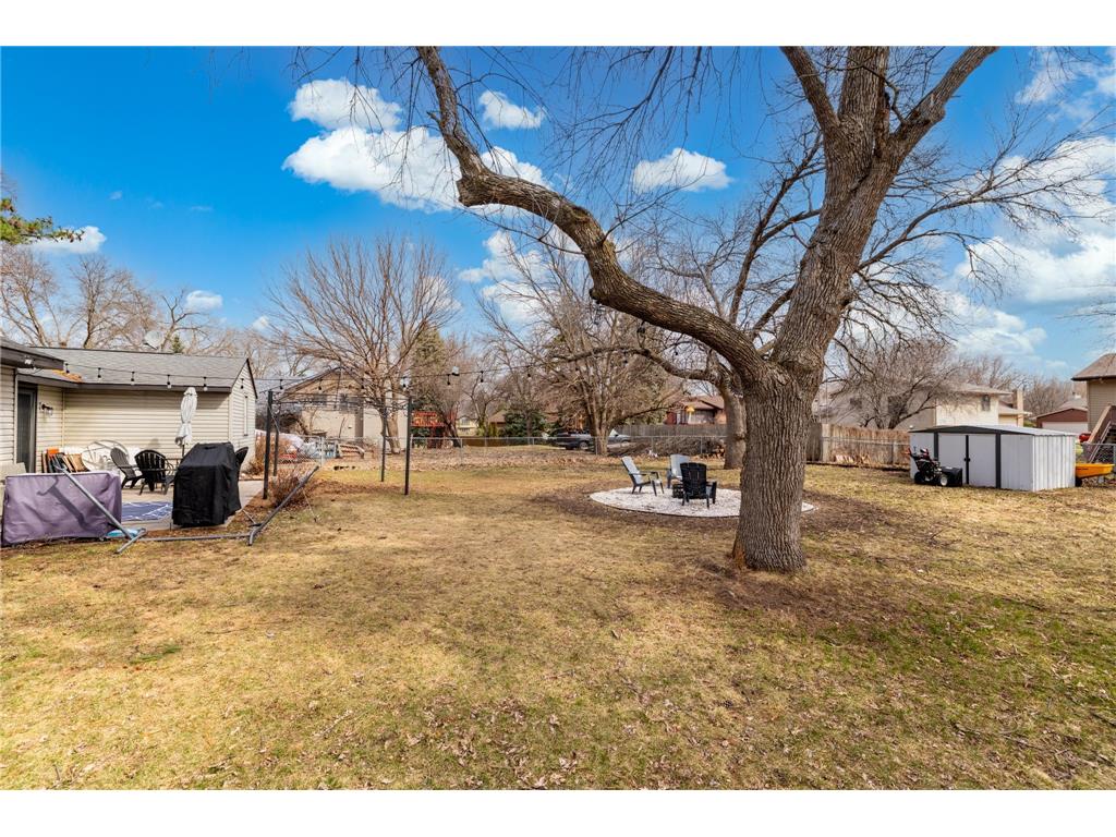 7544 Douglas Drive N Brooklyn Park MN 55443 7038811 image18