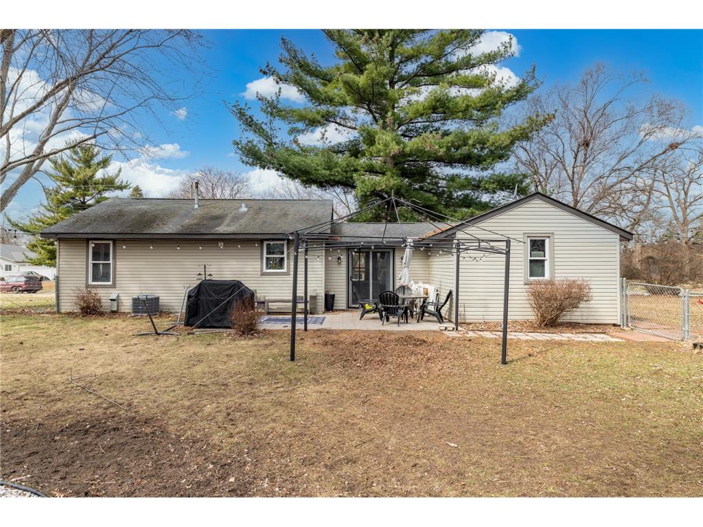7544 Douglas Drive N Brooklyn Park MN 55443 7038811 image20