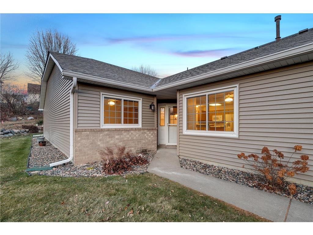 7548 Newbury Road Woodbury MN 55125 6459442 image1