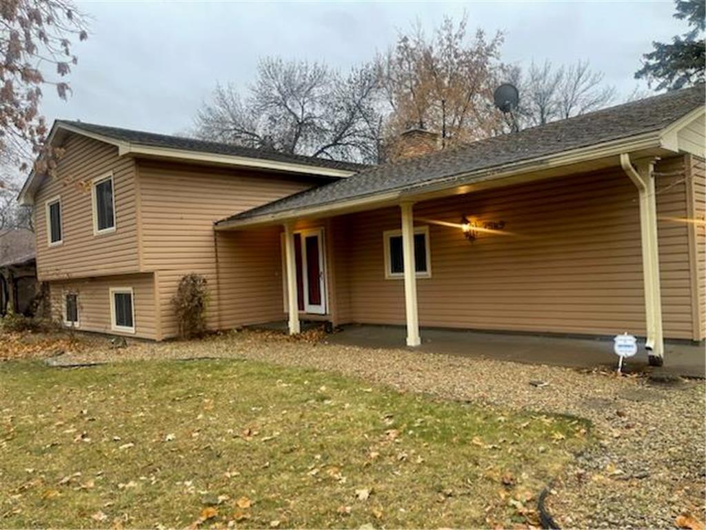 7549 Douglas Drive N, Brooklyn Park, MN, 55443 MLS 7422463 Edina