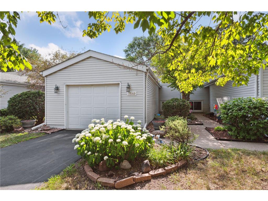 7549 Landau Curve Bloomington MN 55438 6398806 image1