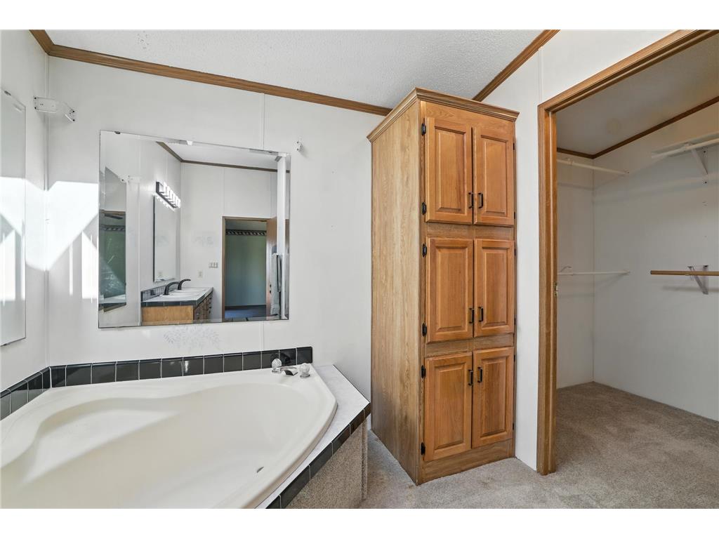 755 240th Avenue SW Appleton MN 56208 6813127 image17