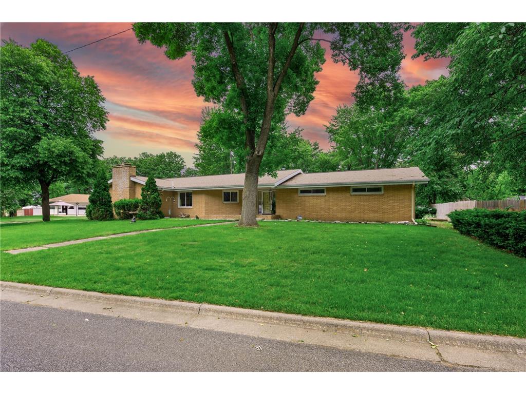 755 3rd Avenue NW Milaca MN 56353 7089902 image1