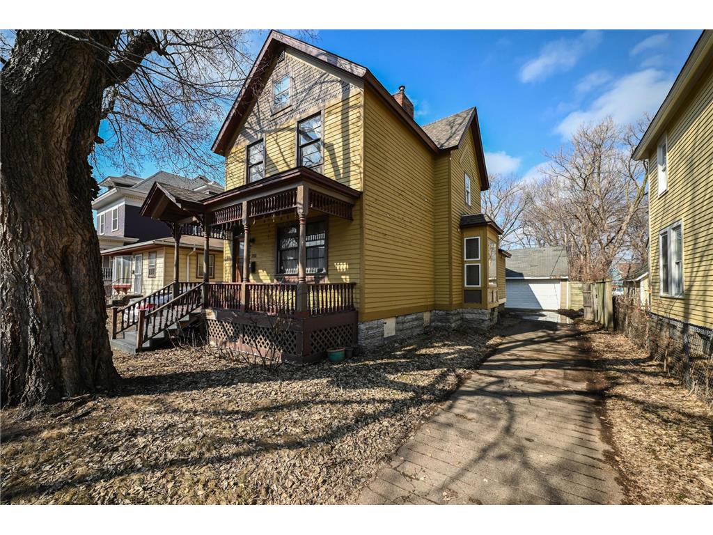 755 Dayton Avenue Saint Paul MN 55104 7033063 image1