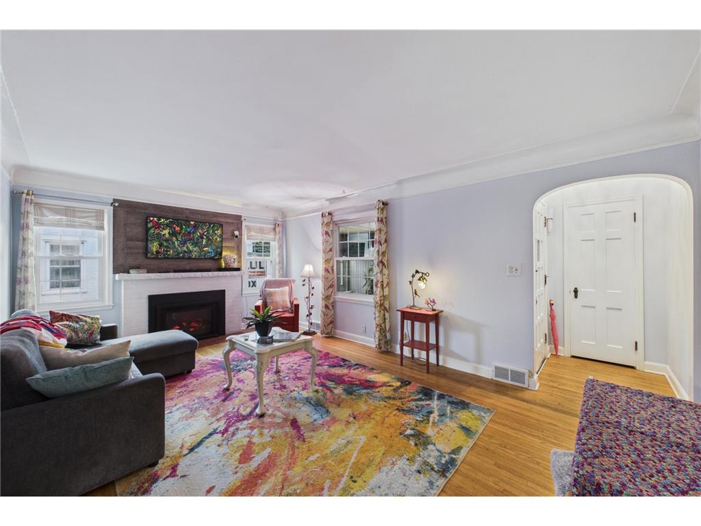 755 Iowa Avenue W Saint Paul MN 55117 7078569 image4