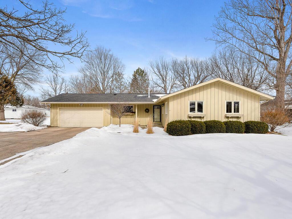 755 Lee Circle SE, Cokato, MN, 55321 MLS 6160785 Edina Realty