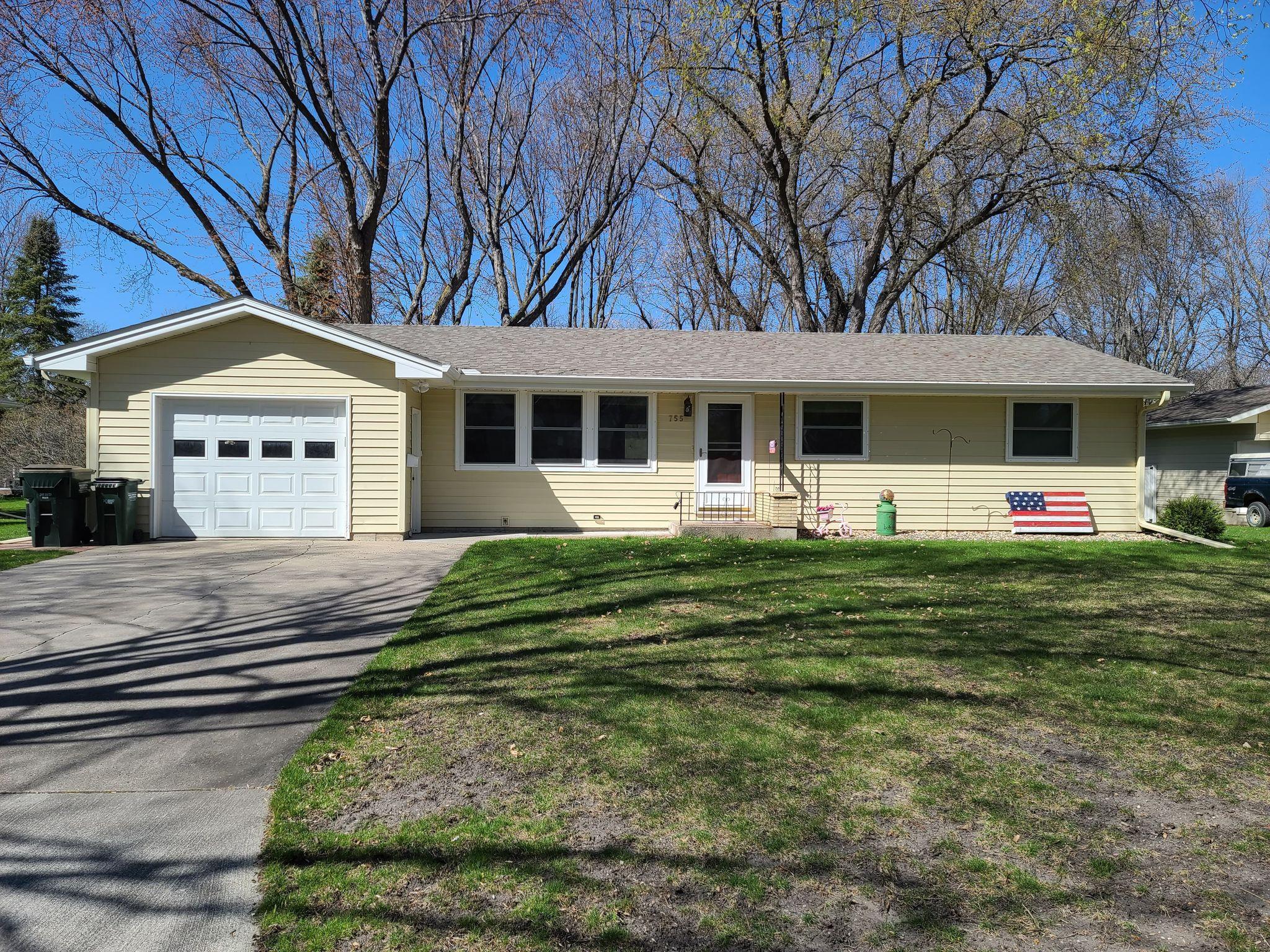 755 Milwaukee Avenue SW, Hutchinson, MN 55350 MLS 5743985 Edina Realty