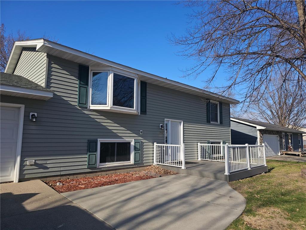 755 Neal Avenue SW Hutchinson MN 55350 6709993 image1