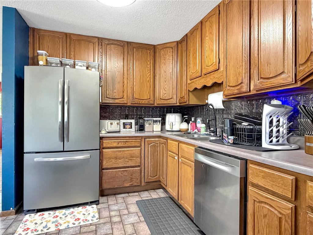 755 W 1st Street S Cottonwood MN 56229 7084355 image12