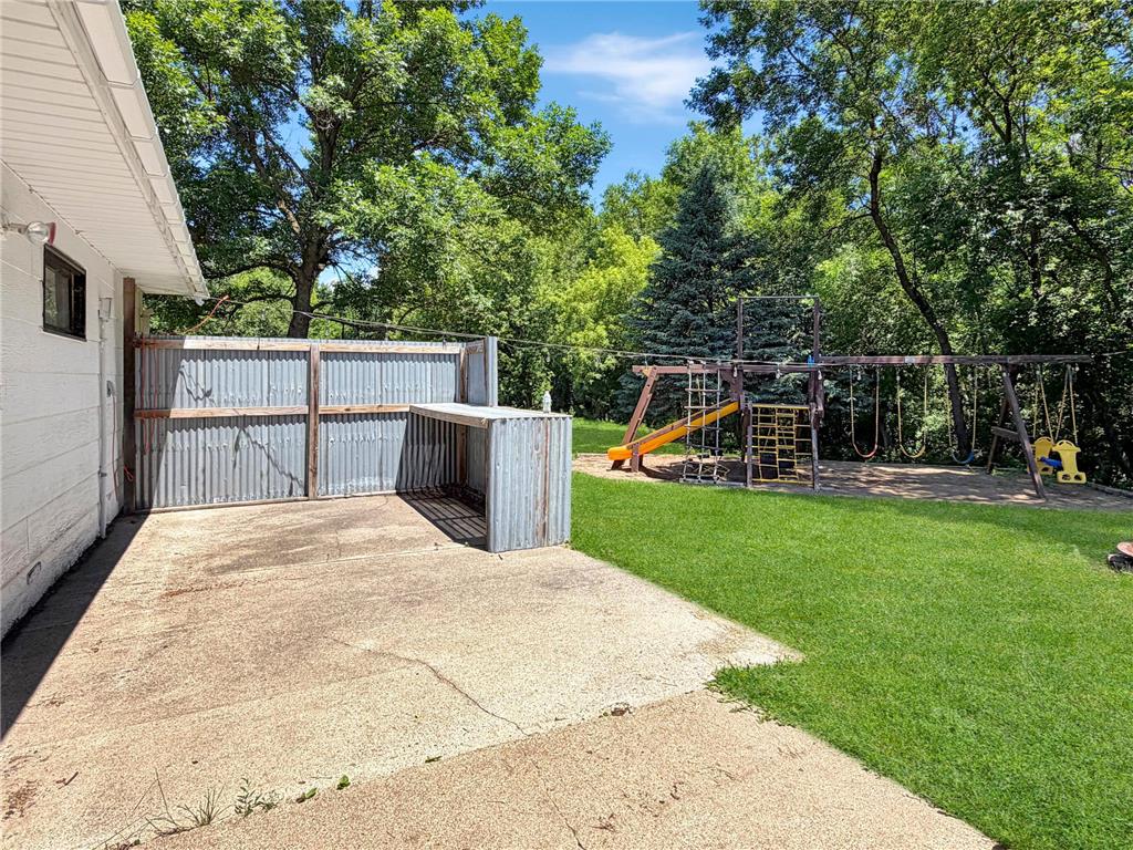 755 W 1st Street S Cottonwood MN 56229 7084355 image4