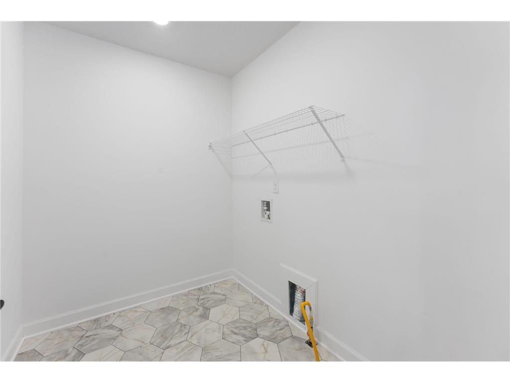 7551 Upper 42nd Street N Oakdale MN 55128 7006089 image14