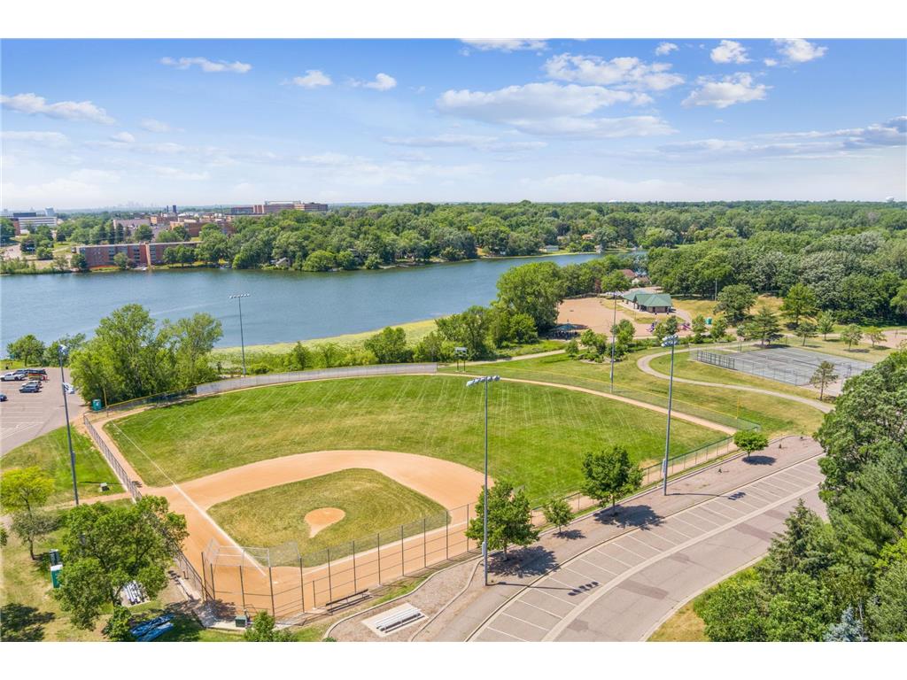 7551 Upper 42nd Street N Oakdale MN 55128 7006089 image21