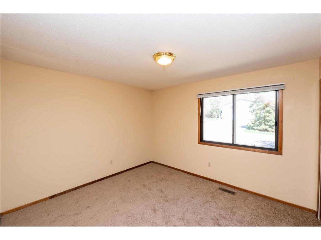 7552 15th Street Lane N Oakdale MN 55128 7060367 image12