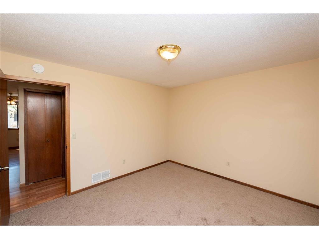 7552 15th Street Lane N Oakdale MN 55128 7060367 image13