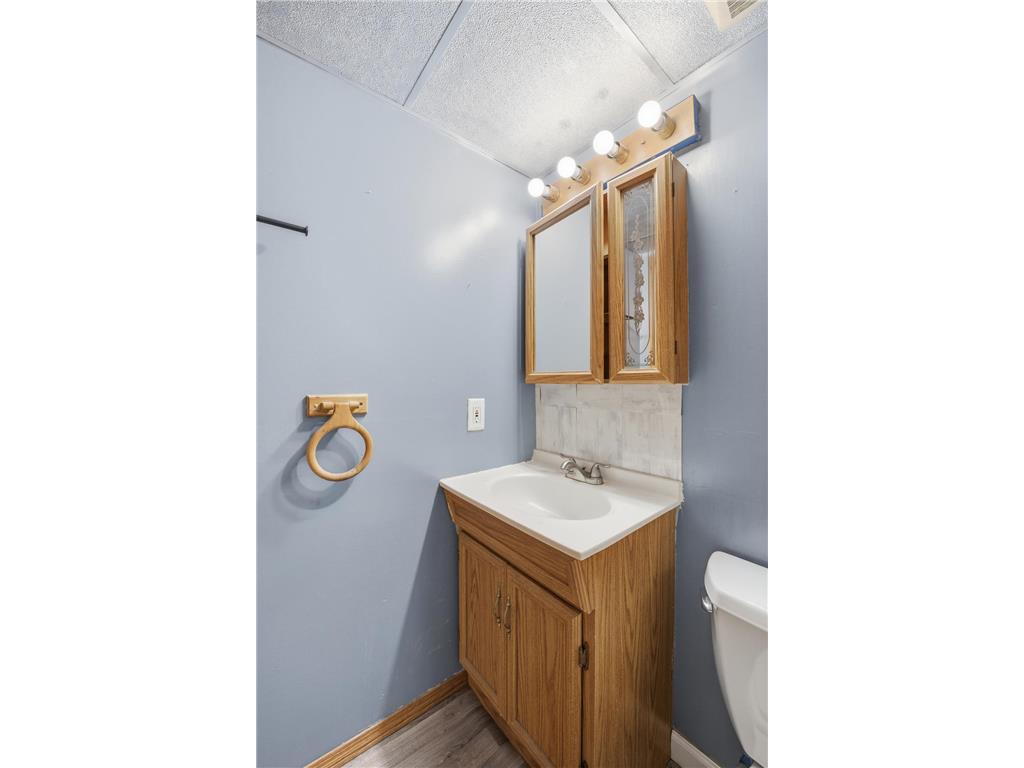 7556 Major Avenue N Brooklyn Park MN 55443 7090921 image35