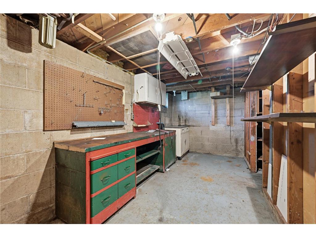 7556 Major Avenue N Brooklyn Park MN 55443 7090921 image37
