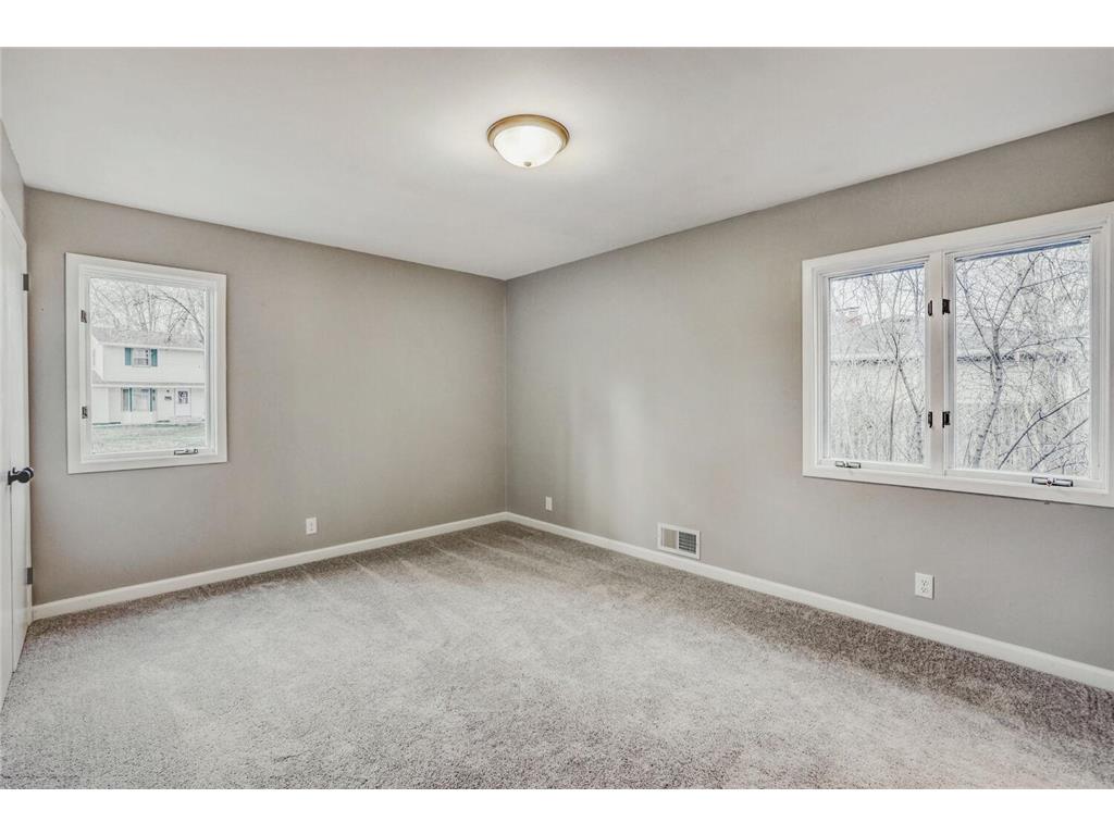 7556 Noble Avenue N Brooklyn Park MN 55443 7076131 image16