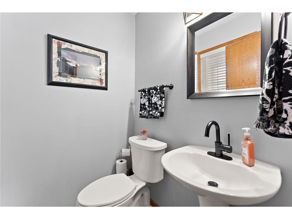7556 Ojibway Park Bay Woodbury MN 55125 7059259 image20