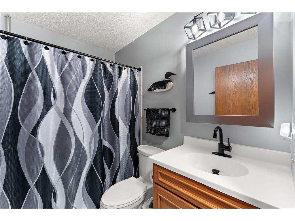 7556 Ojibway Park Bay Woodbury MN 55125 7059259 image23
