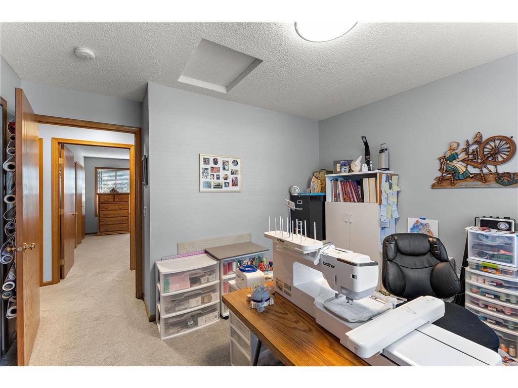 7556 Ojibway Park Bay Woodbury MN 55125 7059259 image25