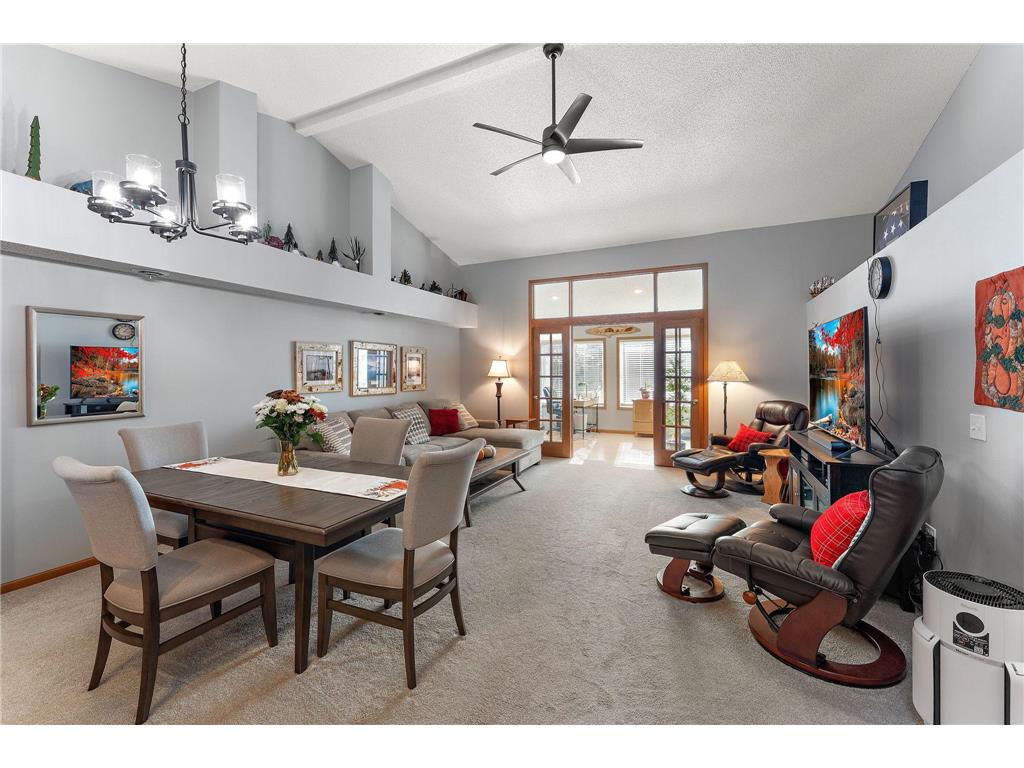 7556 Ojibway Park Bay Woodbury MN 55125 7059259 image4