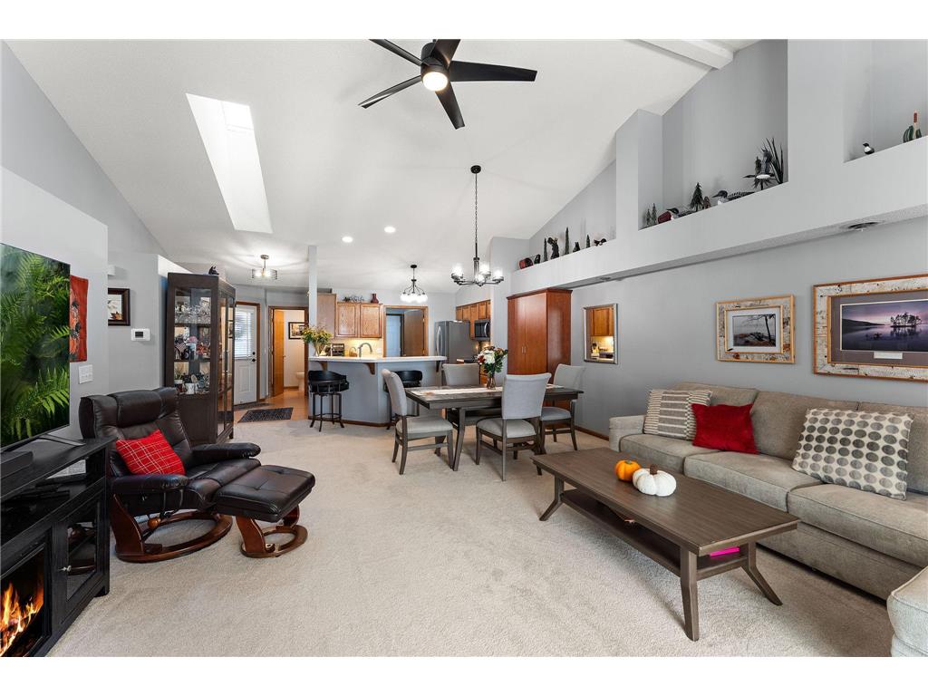 7556 Ojibway Park Bay Woodbury MN 55125 7059259 image7