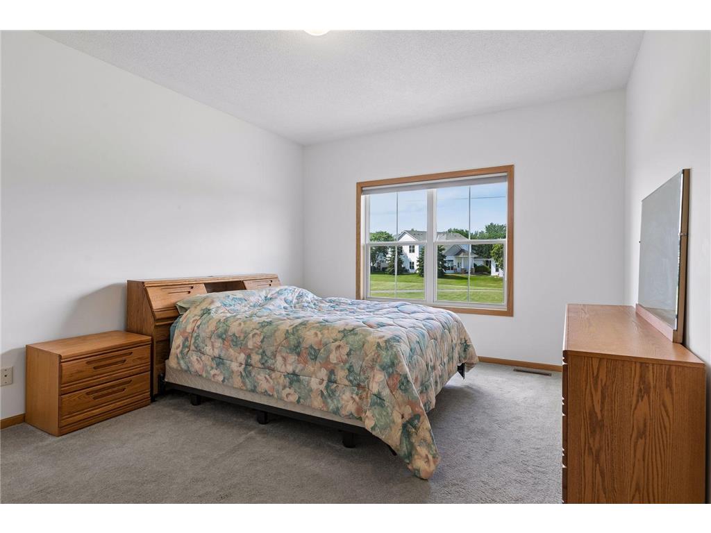 7558 5th Street N Oakdale MN 55128 7095440 image16