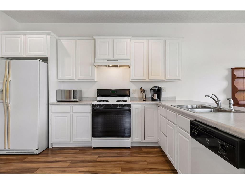 7558 5th Street N Oakdale MN 55128 7095440 image6