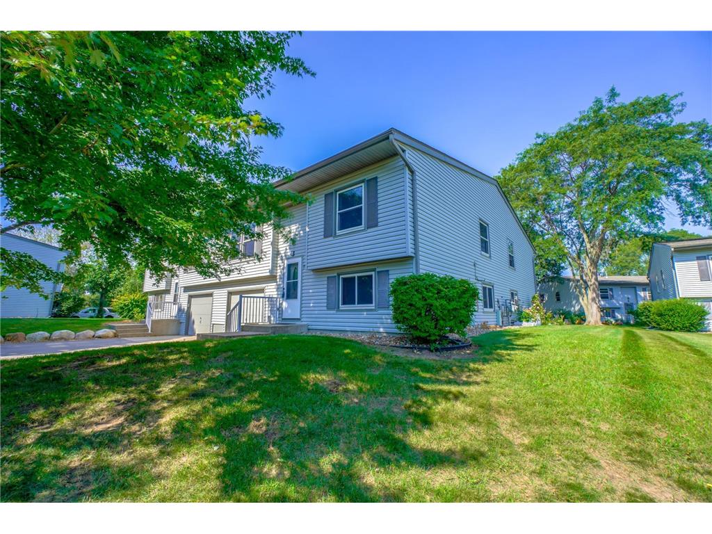 756 Sandhill Point Road #J Hudson WI 54016 6596289 image1