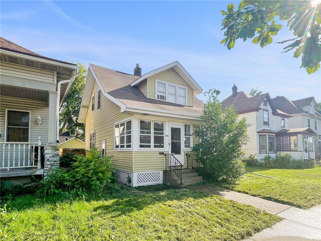 756 University Avenue W Saint Paul MN 55104 6462488 image1
