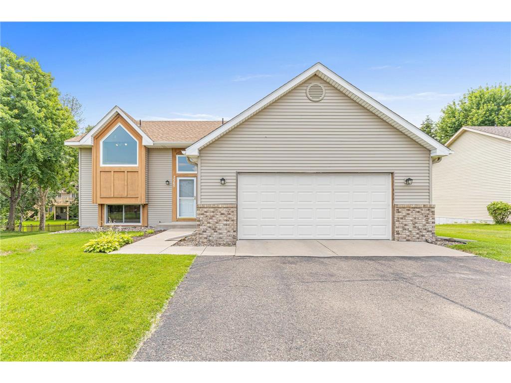 7565 31st Street N Oakdale MN 55128 6500592 image1