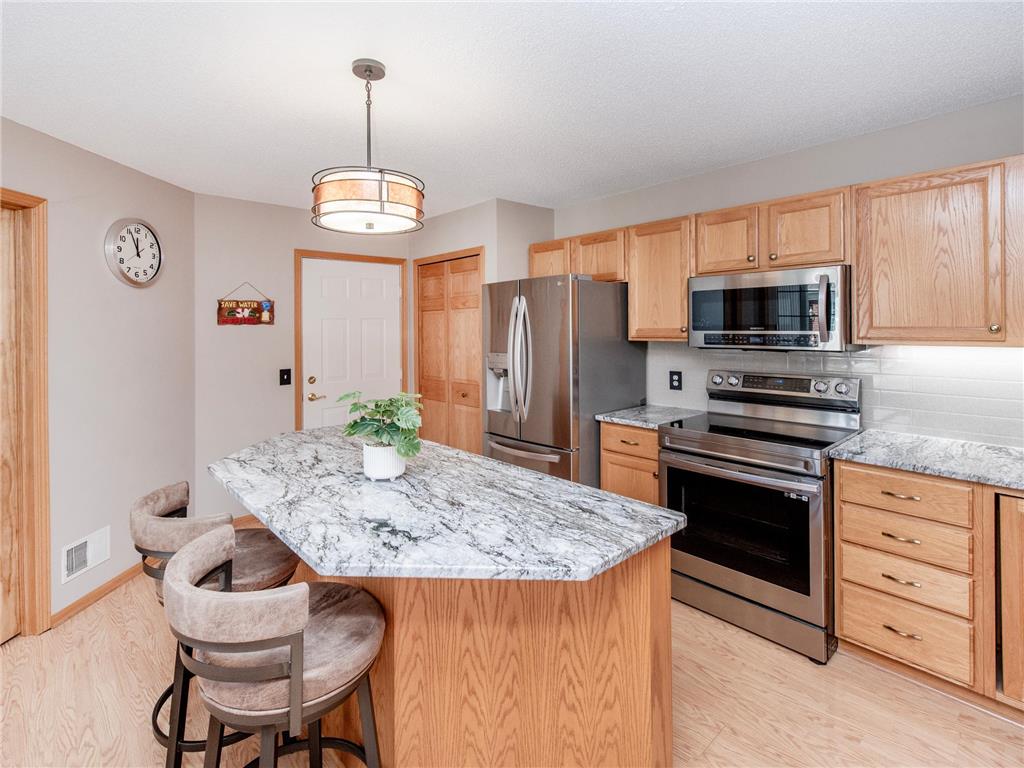 7565 Ojibway Park Court Woodbury MN 55125 7054271 image10