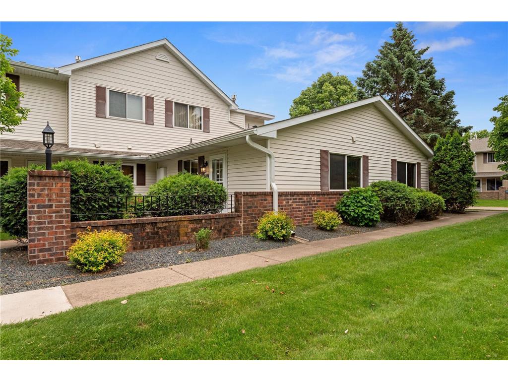 7568 15th Street Lane N Oakdale MN 55128 6730627 image1