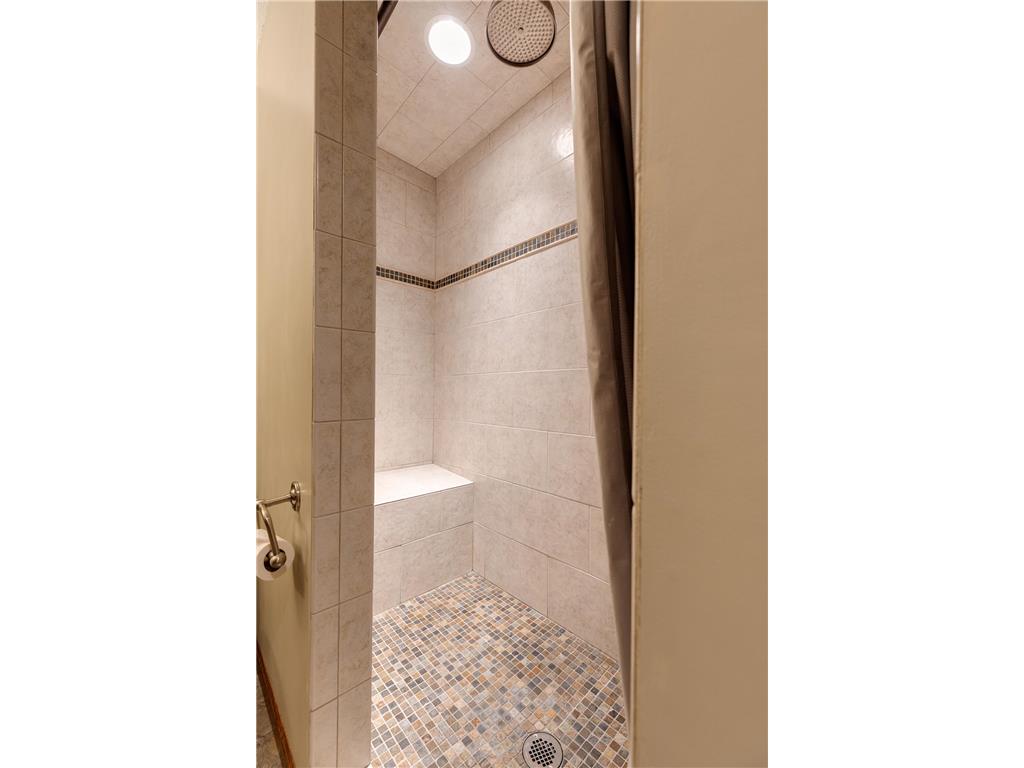 7568 Walnut Curve Chanhassen MN 55317 7069500 image41