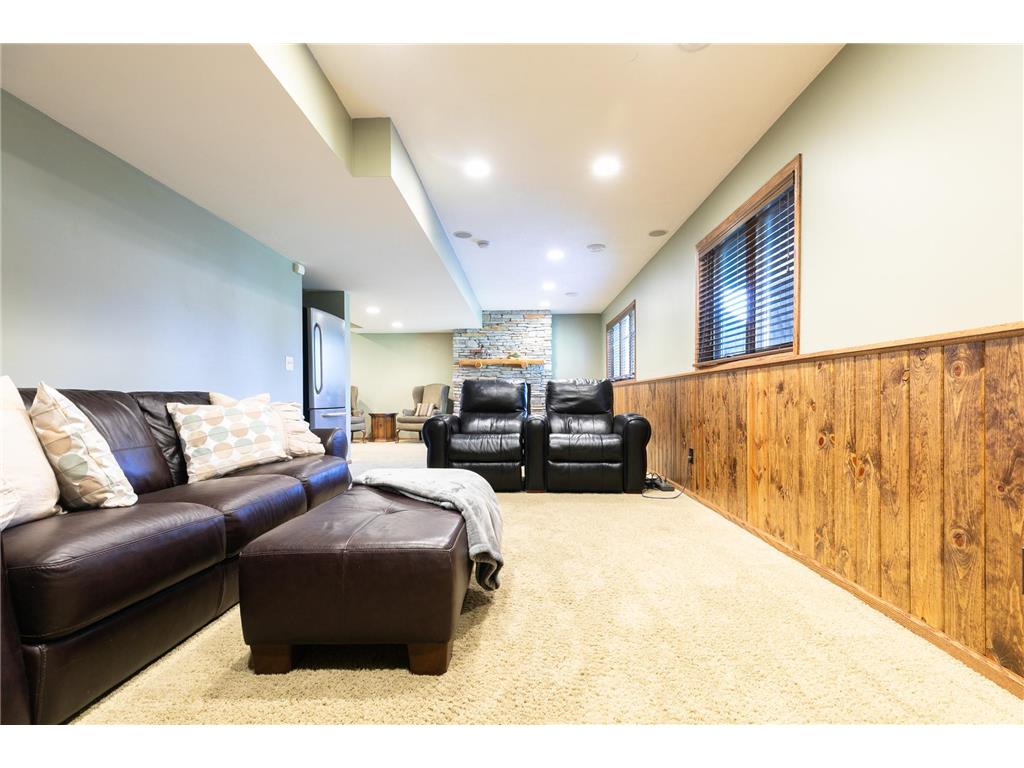 7568 Walnut Curve Chanhassen MN 55317 7069500 image42