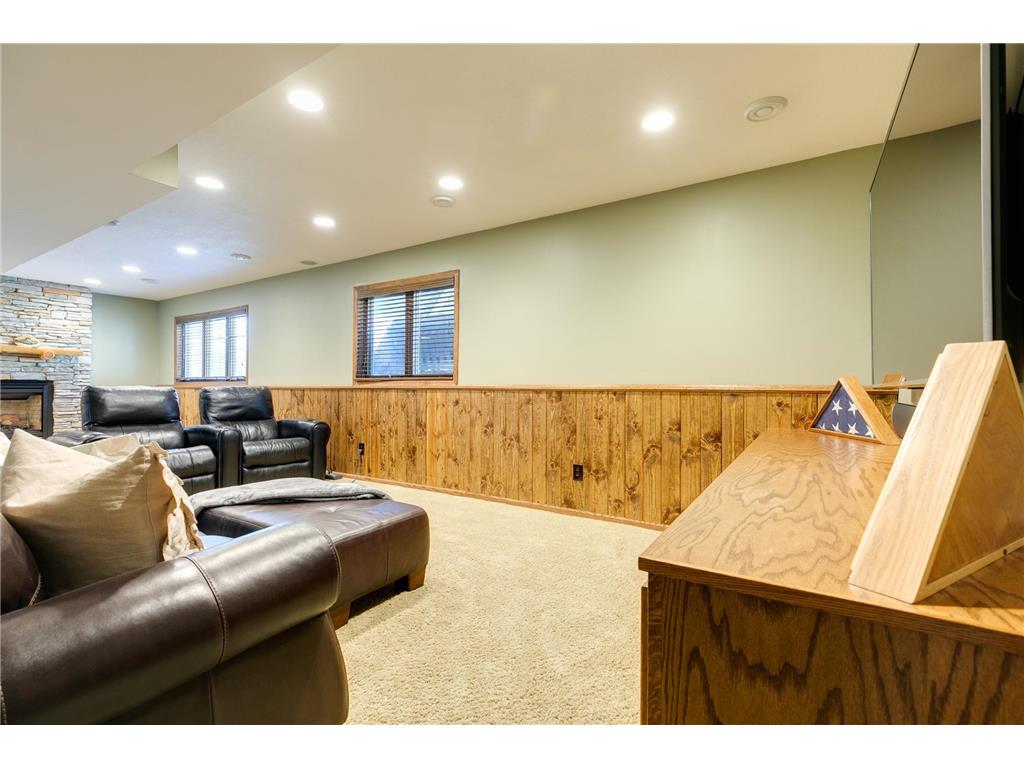 7568 Walnut Curve Chanhassen MN 55317 7069500 image43