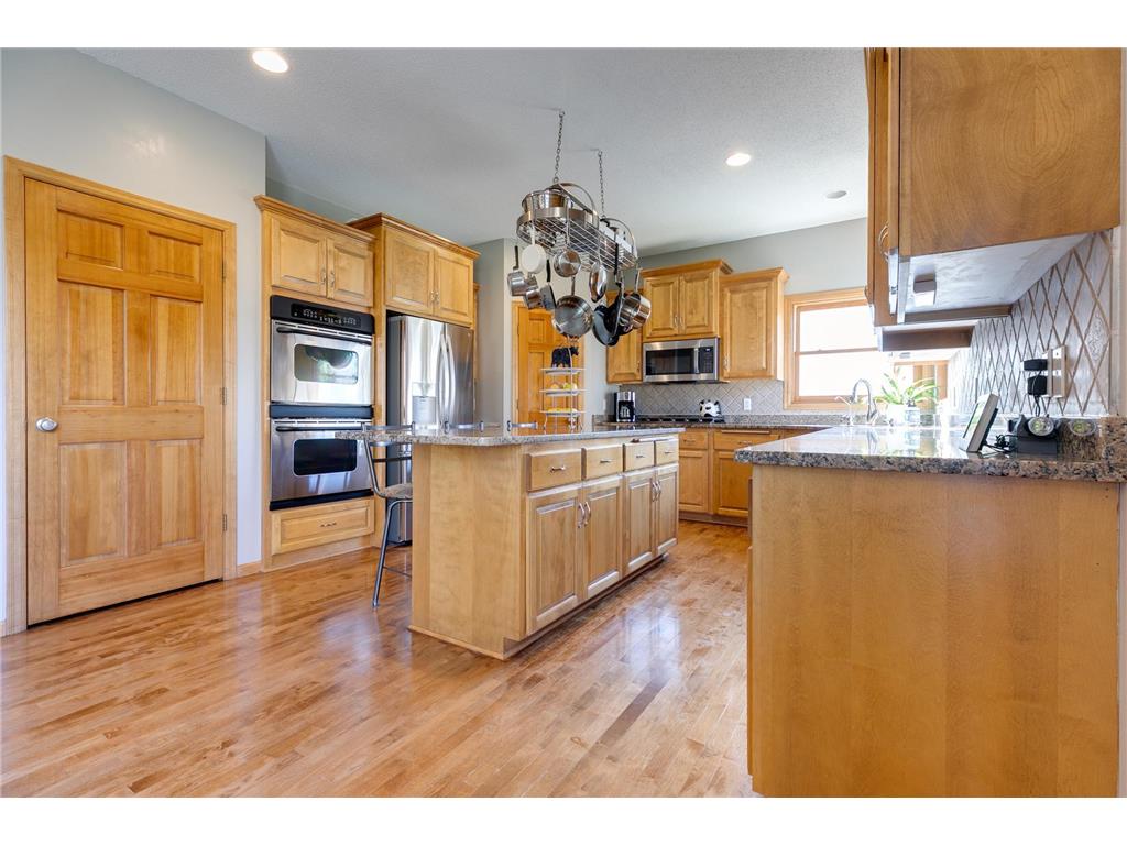 7568 Walnut Curve Chanhassen MN 55317 7069500 image9