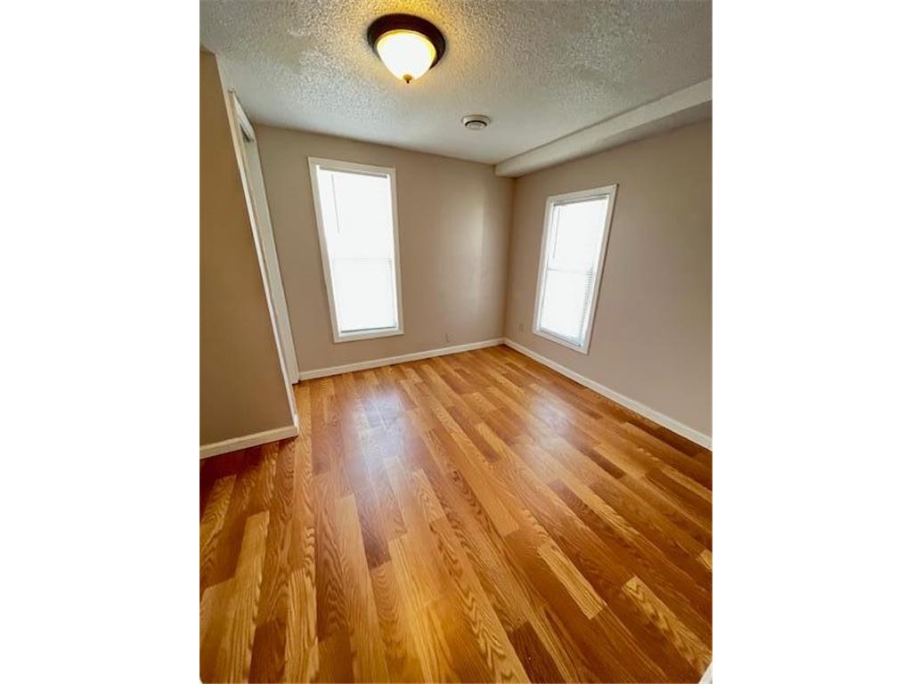 757 Minnehaha Avenue W Saint Paul MN 55104 7074921 image10